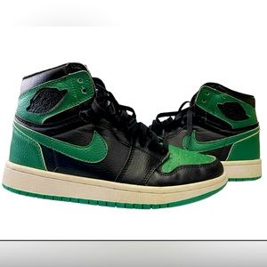 Jordan One retro high top OG 2.0 pine green & black sneakers size 8M
